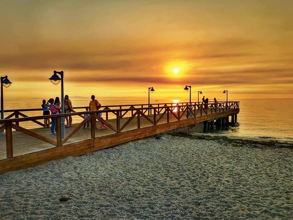 Afroditi Paralía Exteriör bild
